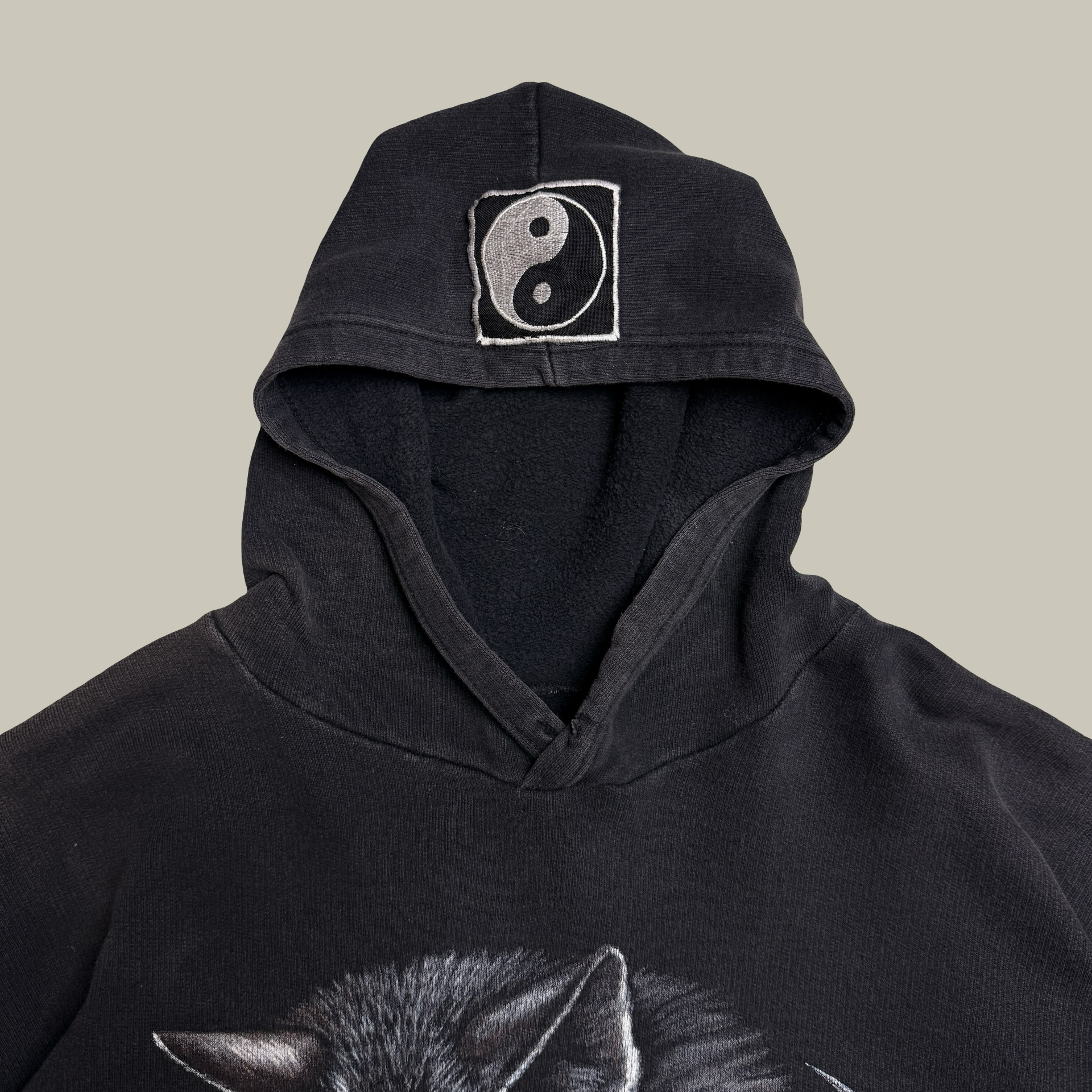 Y2K WOLF GRAPHIC HOODIE