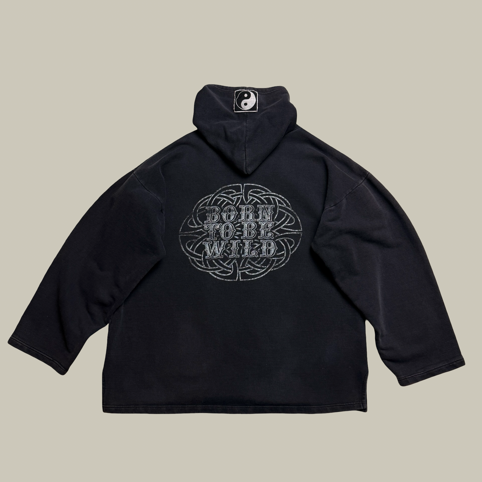 Y2K WOLF GRAPHIC HOODIE