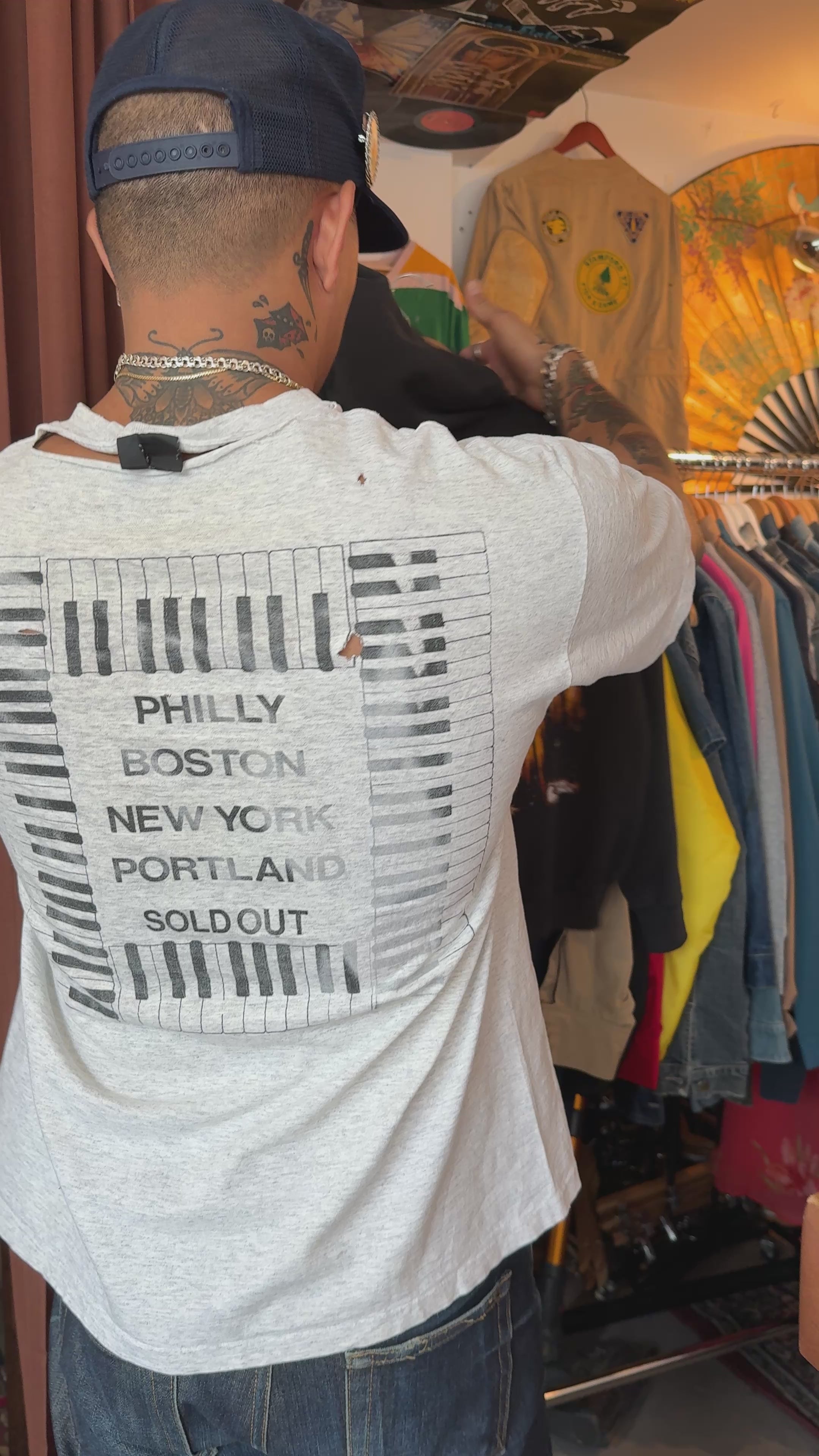 BILLY JOEL “RIVER OF DREAMS” WORLD TOUR ’93 GRAPHIC TEE